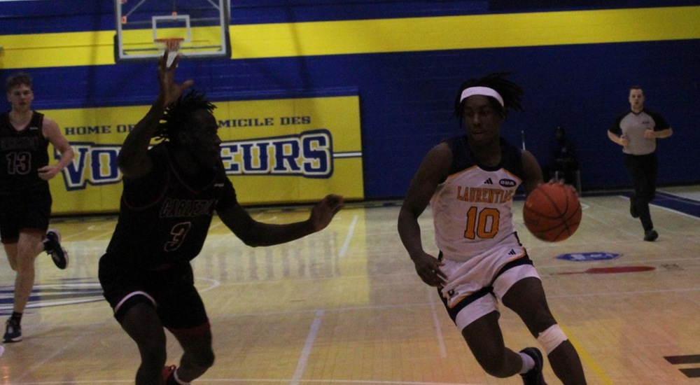 MBB - Les Voyageurs battus par Lakehead lors du premier match de 2024